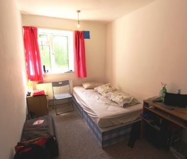 BRAMLEY HOUSE, KINGSTON UPON THAMES, TO LET, £875 PCM - Photo 1