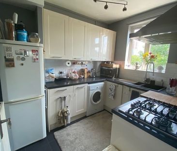 1 Bed Flat, Battersea, SW8 - Photo 6