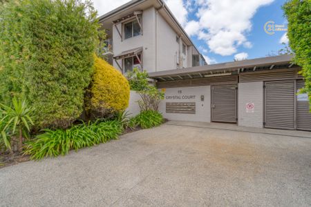 Location Location Location &commat;&dollar;600 Per Week - Photo 4