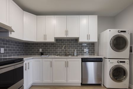 For Lease - 554 Mary Street Unit# Main, Hamilton, Ontario - Photo 3