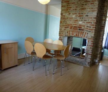 3 bedroom terraced house to rent - Photo 4