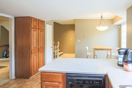 138 - 3437 42 Street Northwest, Calgary - Photo 3