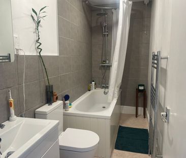 2 Bed Flat, Compton Avenue, BN1 - Photo 5
