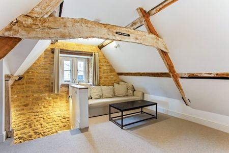 5 bedroom detached house to rent - Photo 3