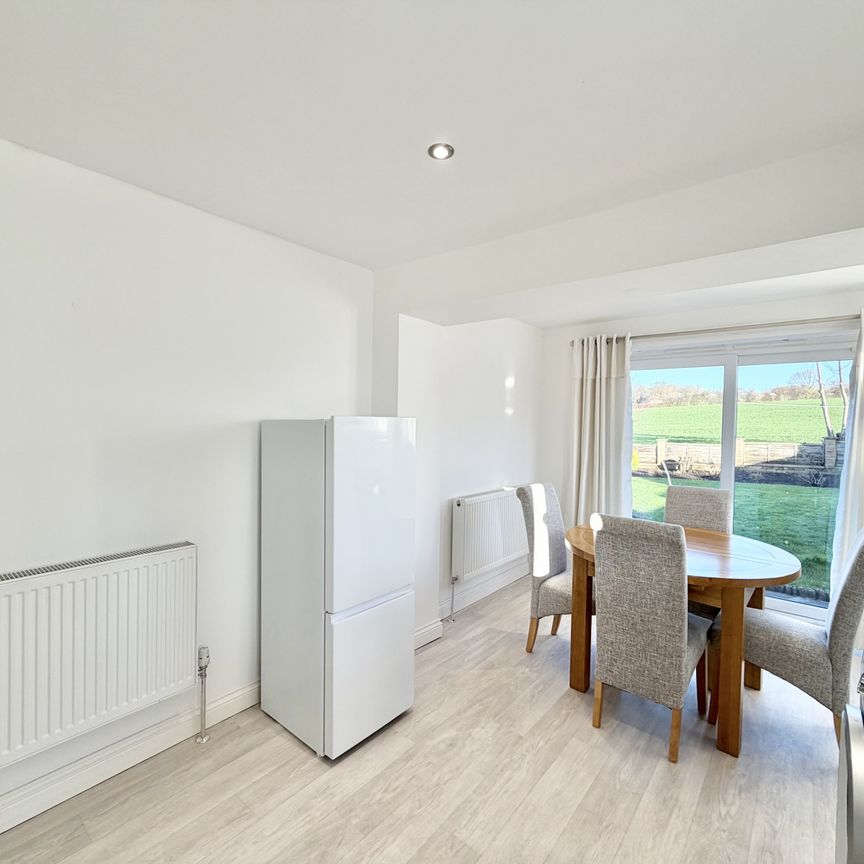 3 Bedroom Bungalow for Rent - Photo 1