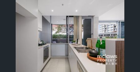 Stylish Apartment Living in Hurstville - For rent - Photo 4