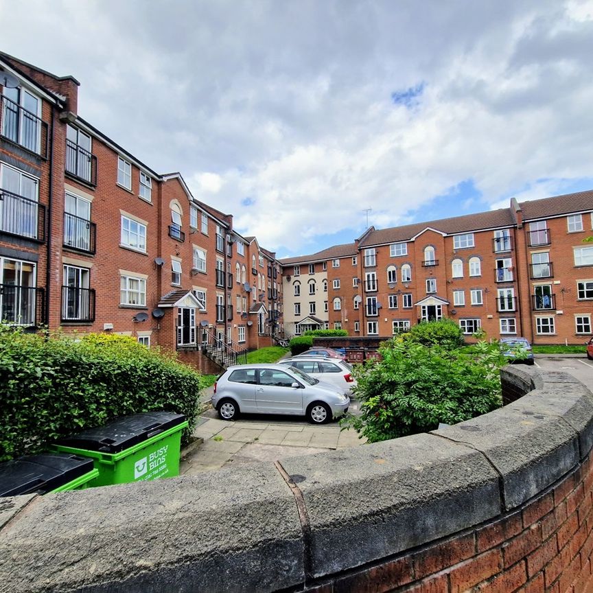 2 Bed Flat, Sherborne Street, M8 - Photo 1