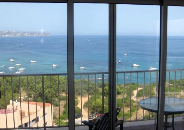 APARTMENT FOR RENT IN CALPE WITH AMAZING 360 DEGREE VIEWS