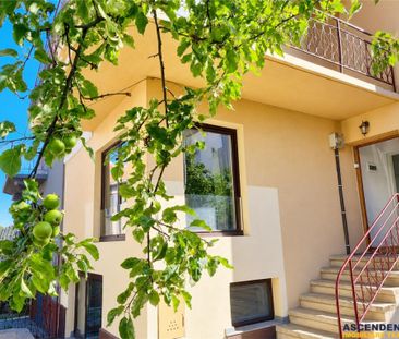 Casa cu 2 locuri de parcare in curte proprie, Stil vintage, - Fotografie 5