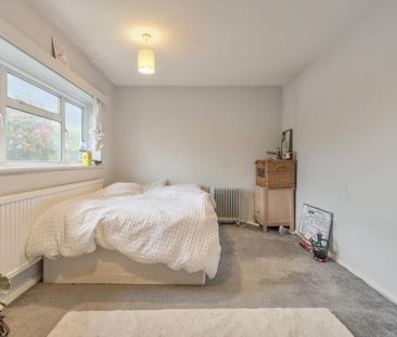3 bedroom terraced house to rent - Photo 6