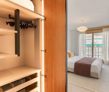 Contemporary design, with storage room and communal areas next to P... - Foto 1