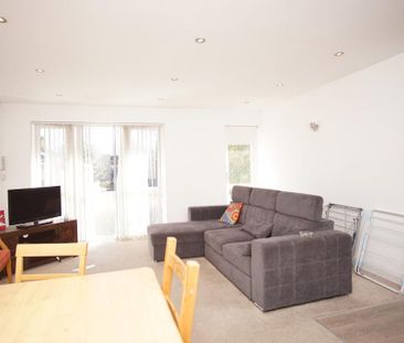 2 bedroom maisonette to rent - Photo 3