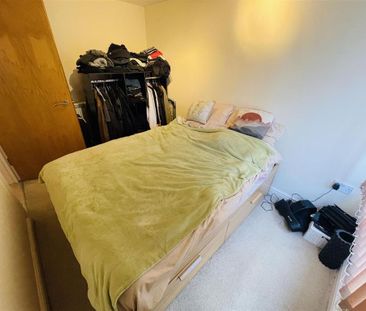 1 bedroom ground floor flat to rent - Photo 2