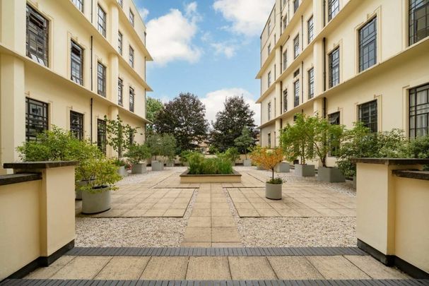 Manor Gardens - Photo 1