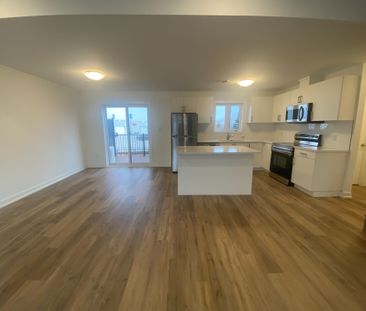For Lease - 4263 Fourth Avenue Unit# 222, Niagara Falls, Ontario - Photo 5