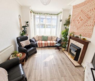 2 bedroom terraced house to rent - Photo 1