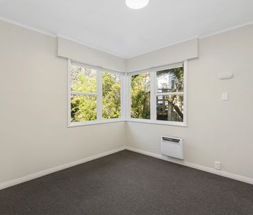 163 Happy Valley Road, Owhiro Bay - Photo 2