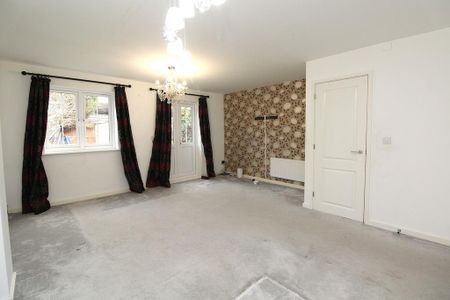 3 bedroom end of terrace house to rent - Photo 2