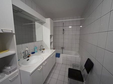 Appartement te huur - Foto 2