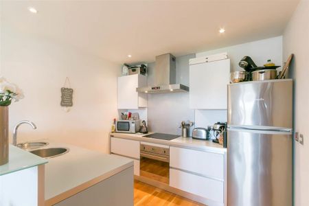 1 bedroom flat to rent - Photo 5