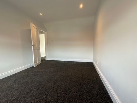 10 Seascape Parade, Belfast , BT15 3NQ - Photo 5