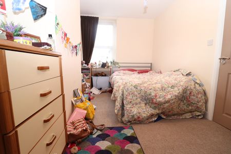 Manor Street, Heath - Photo 5