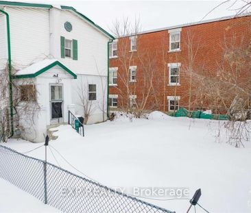 For Lease - 310 Shakespeare Street, Vanier and Kingsview Park, Ontario - Photo 5