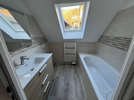 Location Appartement 2 pièces 56m² - Photo 3