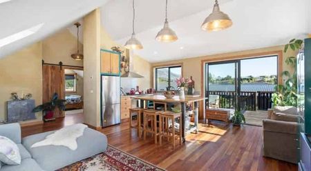 Warm, Character-Filled Family Home for Rent on Sentinel Drive - Photo 4