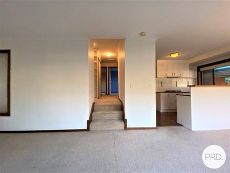 QUIET EAST ALBURY LOCATION - Photo 3