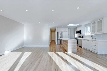 For Lease - 765 Greenfield Crescent Unit# Main, Newmarket, Ontario - Photo 3