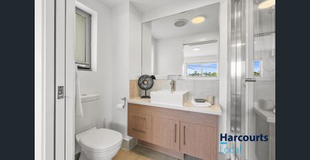 Modern 2-Bedroom Apartment in the Heart of Everton Park - Style, Comfort & Convenience - Photo 2