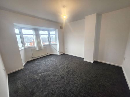 Hillbrow Crescent, Halesowen, B62 9RP - Photo 2