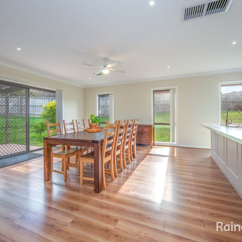 3 Windsor Rise, Sunbury, VIC 3429 - Photo 1