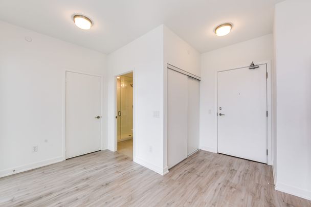 For Lease - 3005 Pine Glen Road Unit# 612, Oakville, Ontario - Photo 1