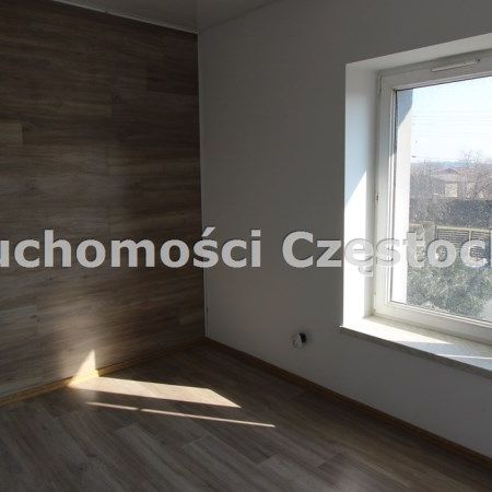 Hutki, Konopiska - Photo 1