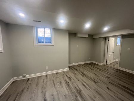 For Lease - 22 Amboise Crescent Unit# Basement, Brampton, Ontario - Photo 4