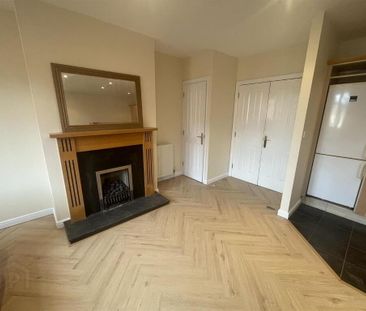 23 The Cloisters, Belfast, BT7 1GD - Photo 2