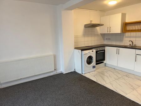 1 Bed Flat, Coombe Terrace, BN2 - Photo 3