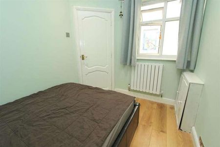 Benfleet Close, Sutton, United Kingdom, SM1 - Photo 4