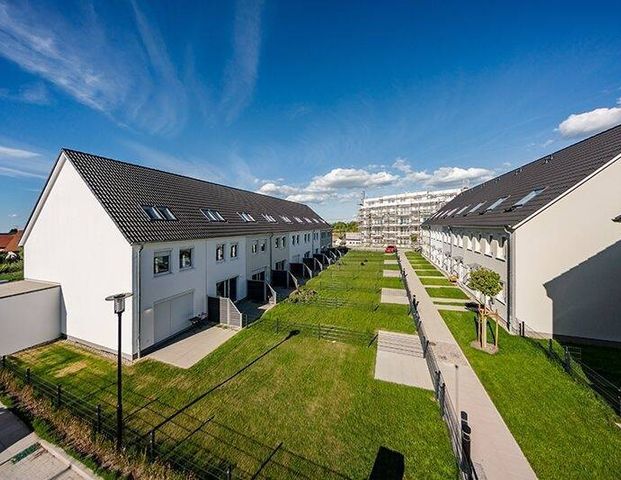 Geräumiges Reihenhaus mit eigenem Garten in Falkenberg - Foto 1