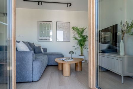 Dla pierwszego najemcy, z klimatyzacją 49.61 m² - Фото 5