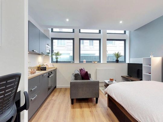 Studio to rent - Photo 1