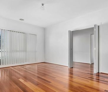 Modern 3 Bedroom Family Home in Kurunjang - Photo 1