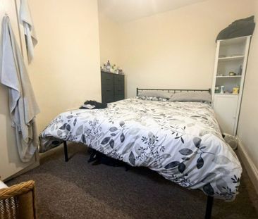 Dartmouth Avenue - Photo 4