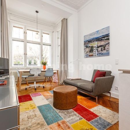 A Modernist Escape - Photo 2