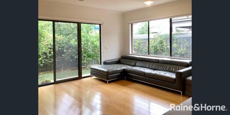 Classic 3Br Family Home in Truganina! - Photo 5