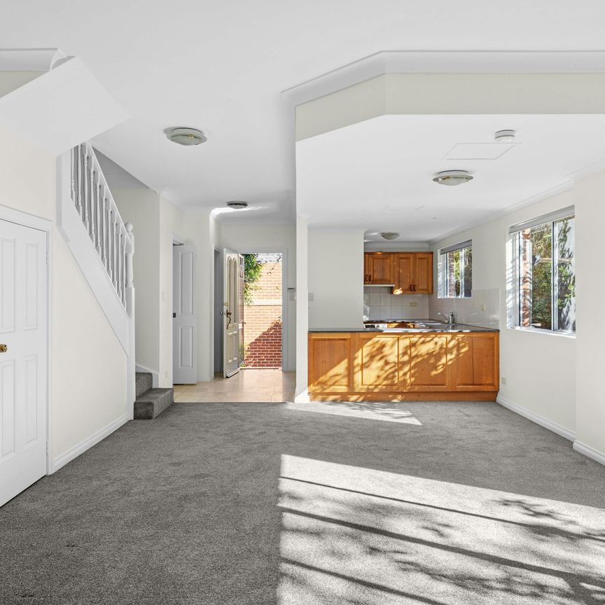 7 / 23-25 Christie Street - Photo 1