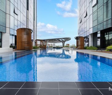 Easy living at Melbourne Square - Photo 6