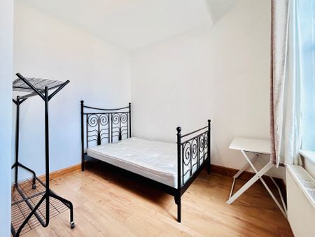 Wellington Road, Brighton - Photo 3